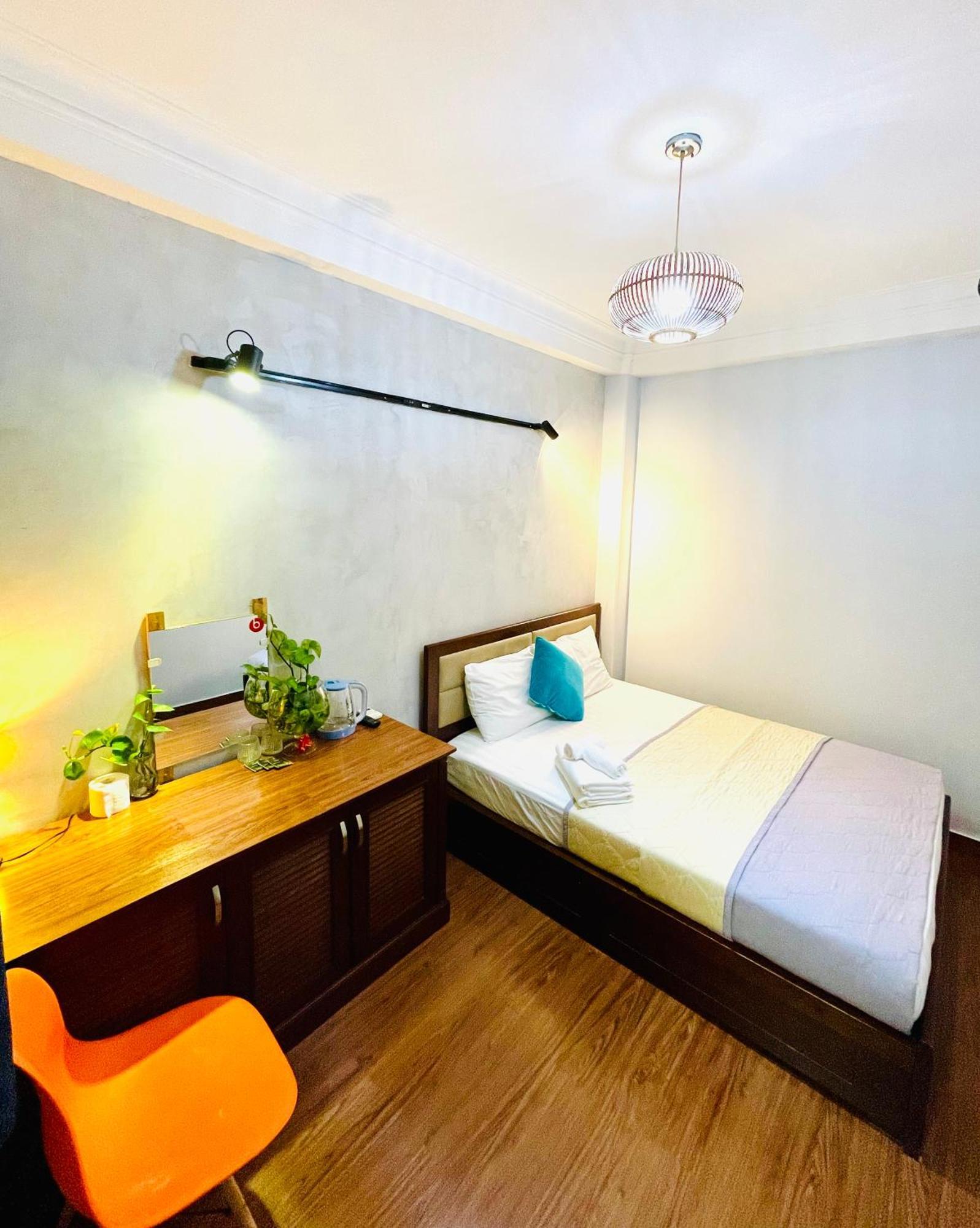 Giang Son Hotel江山民宿范五老区酒吧街胡志明市 Екстер'єр фото